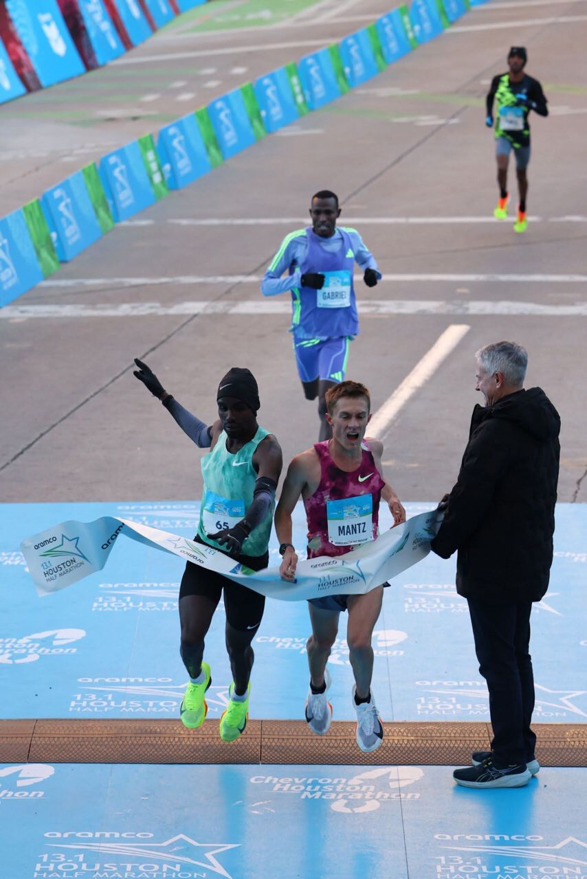 Conner Mantz Sets American Record in Thrilling Finish at the 2025 Aramco Houston Half Marathon