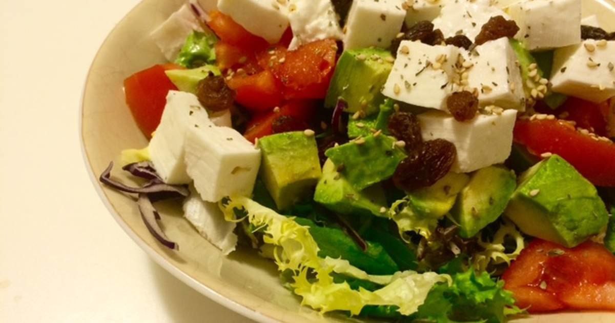 How to Prepare Fresh Cheese Salad