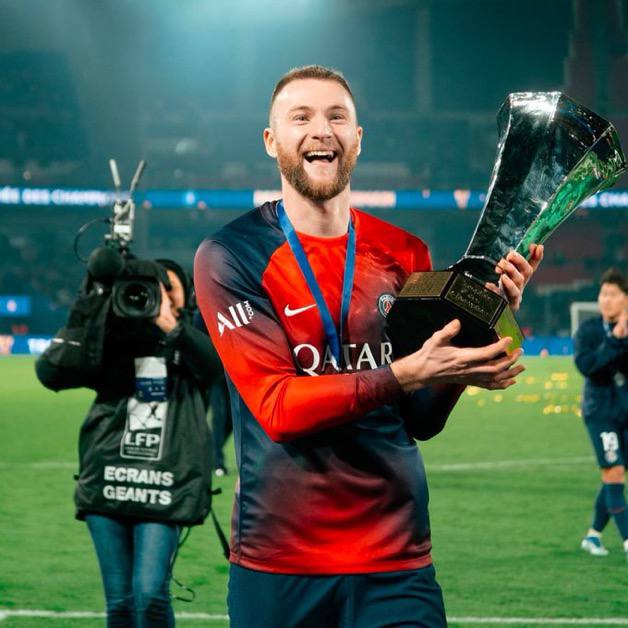 Fenerbahçe Secures Milan Škriniar in a Permanent Transfer Amid Intense Competition