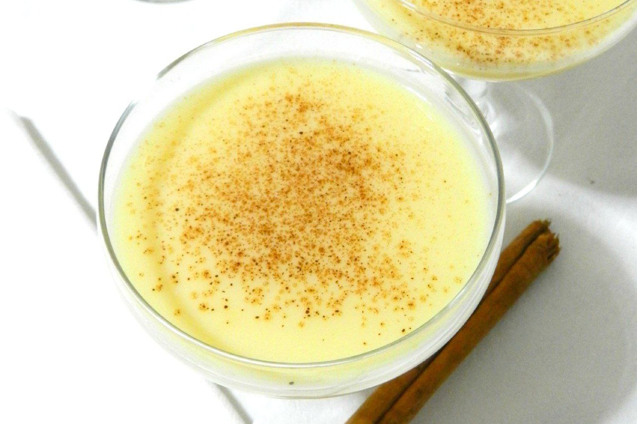 How to Prepare Traditional Homemade Custard