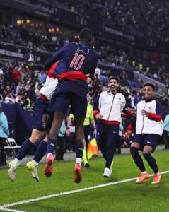 Dembele scores last-gasp winner as PSG lifts third consecutive title