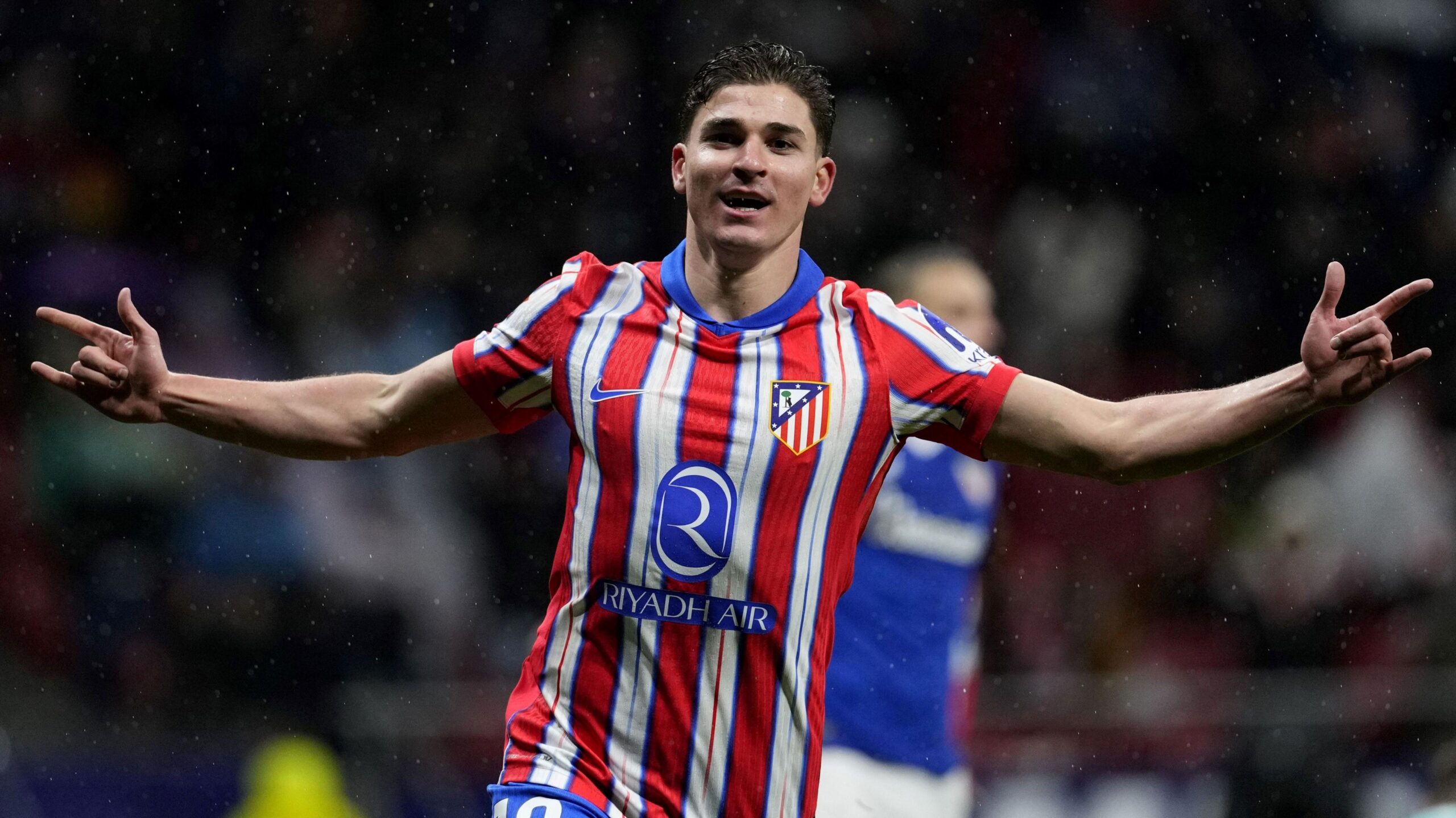 Atletico move top of La Liga as Alvarez sinks Athletic Club